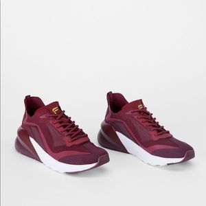 Echo Performance Sneaker